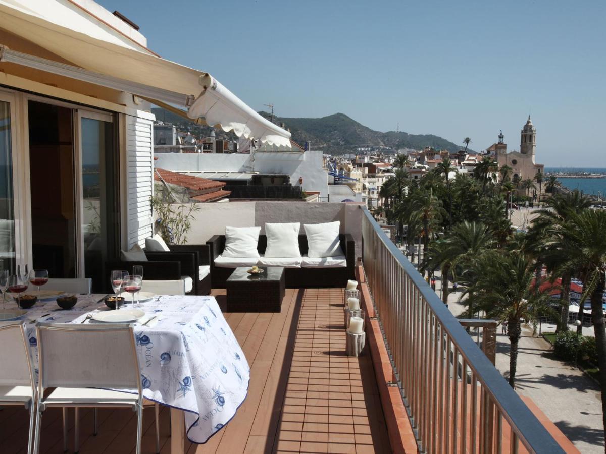 Views Apartment